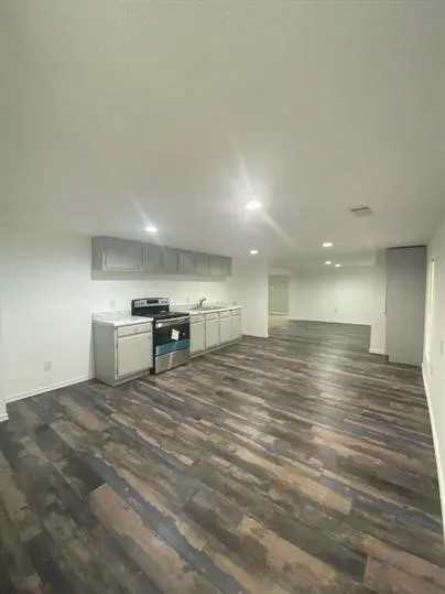 410 Pleasure Land Road Gun Barrel City, TX 75156