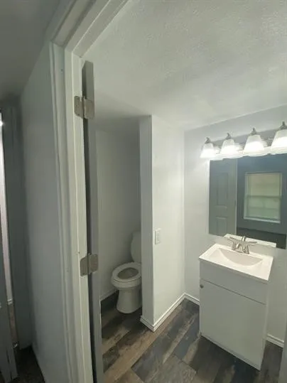 410 Pleasure Land Road Gun Barrel City, TX 75156