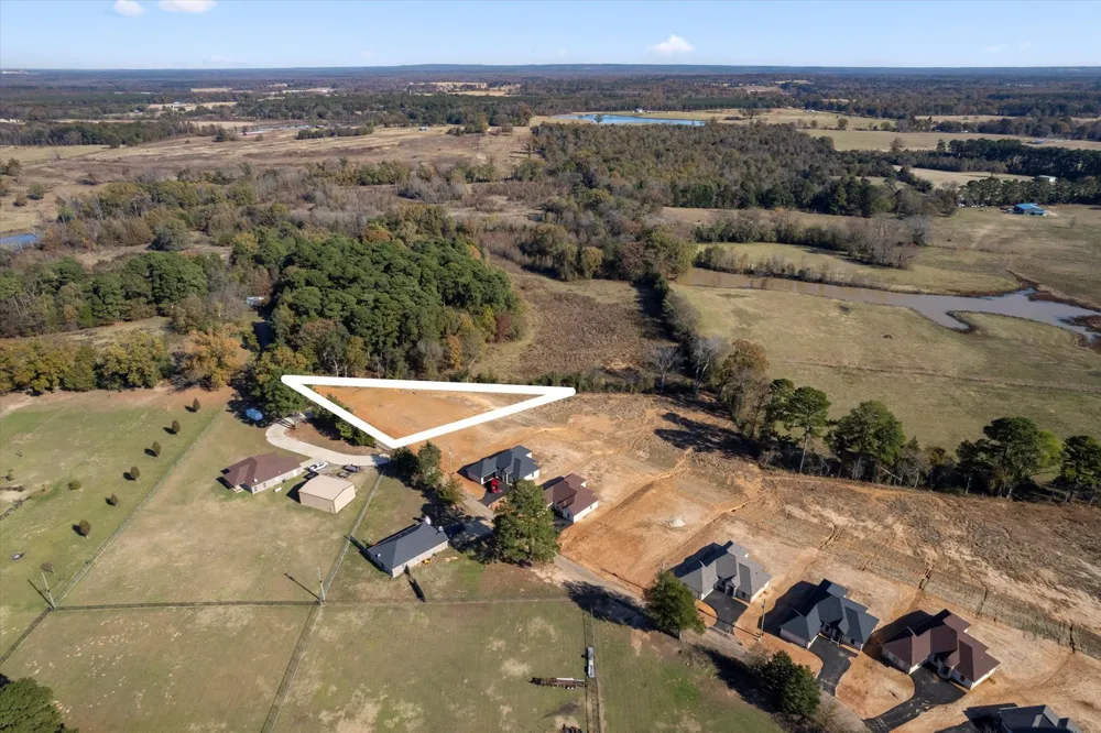 CR 4323 Pittsburg, TX 75686