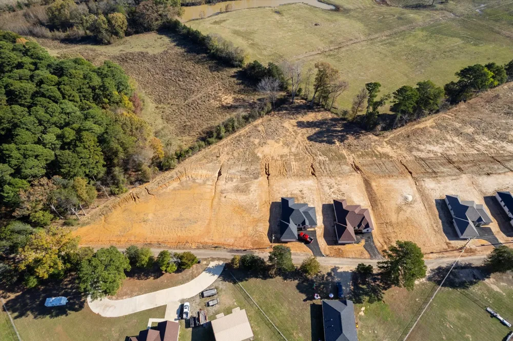 CR 4323 Pittsburg, TX 75686