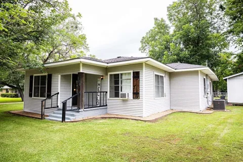 508 Fleming St.