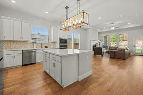 113 Lakeview Drive
