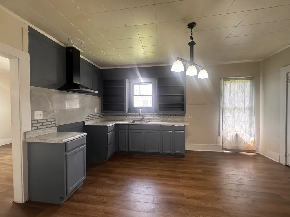 414 W 4th Street Mt Pleasant, TX 75455
