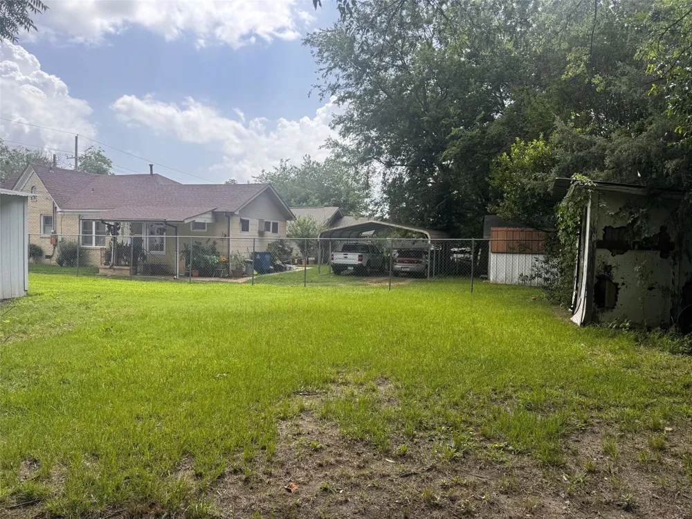 414 W 4th Street Mt Pleasant, TX 75455