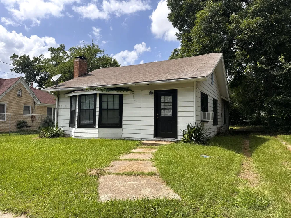 414 W 4th Street Mt Pleasant, TX 75455