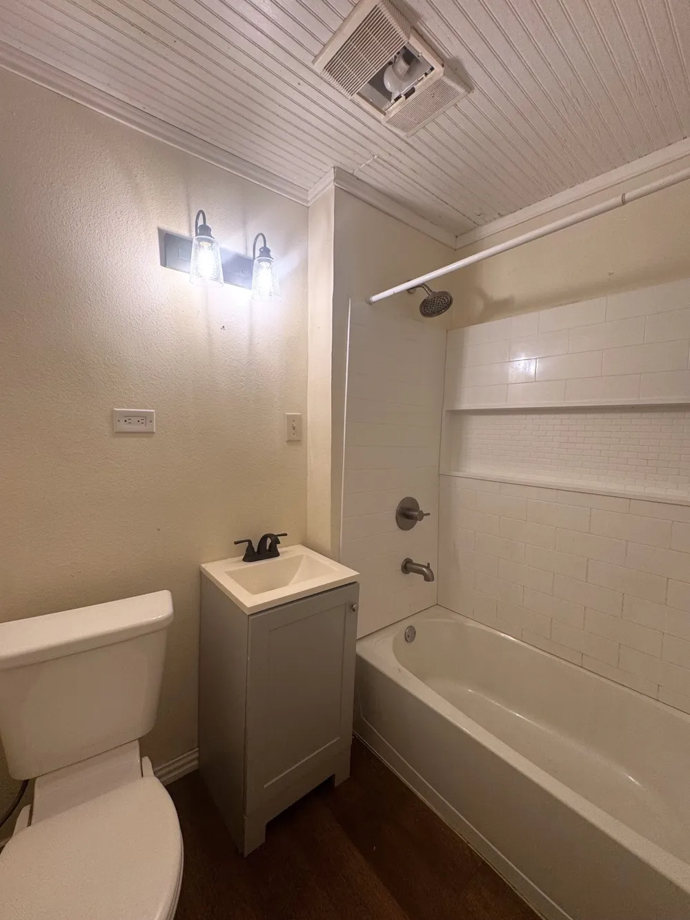 414 W 4th Street Mt Pleasant, TX 75455