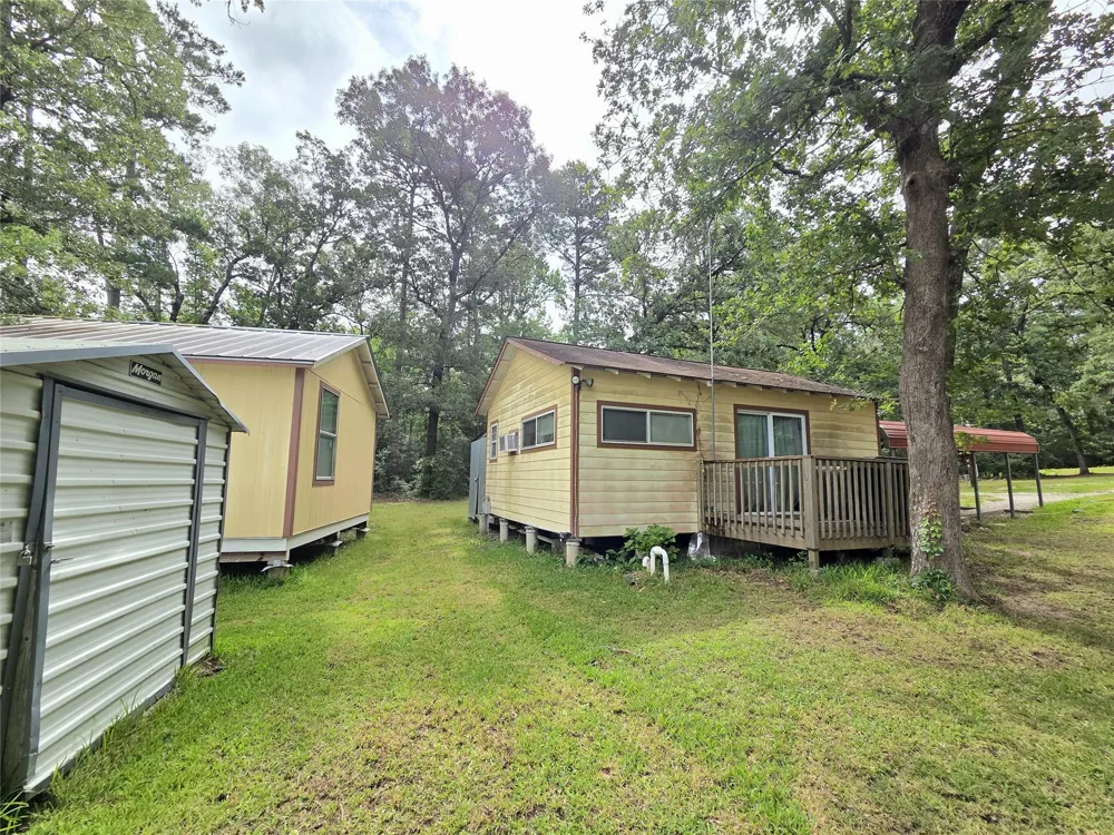 311 Chestnut Bend Huntsville, TX 77320