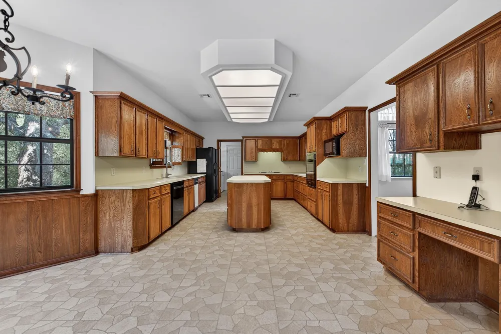 466 Elm Creek Road Rockdale, TX 76567