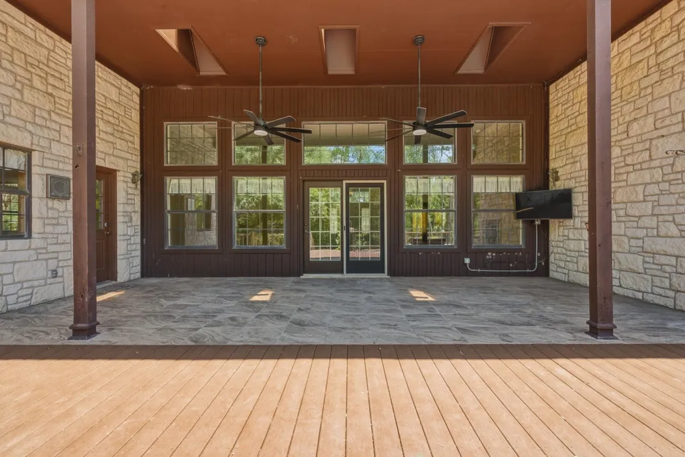 466 Elm Creek Road Rockdale, TX 76567