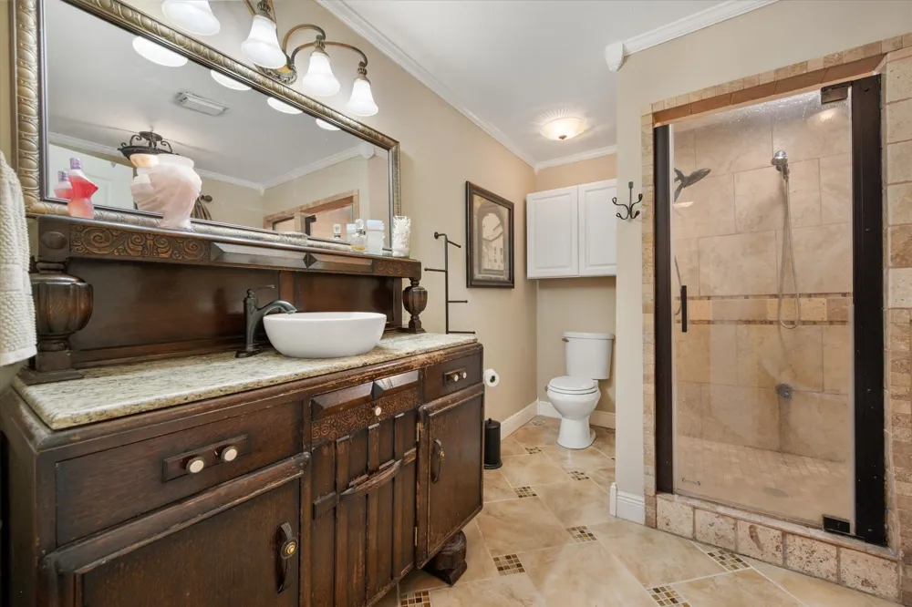 14036 Old Texaco Road Conroe, TX 77302