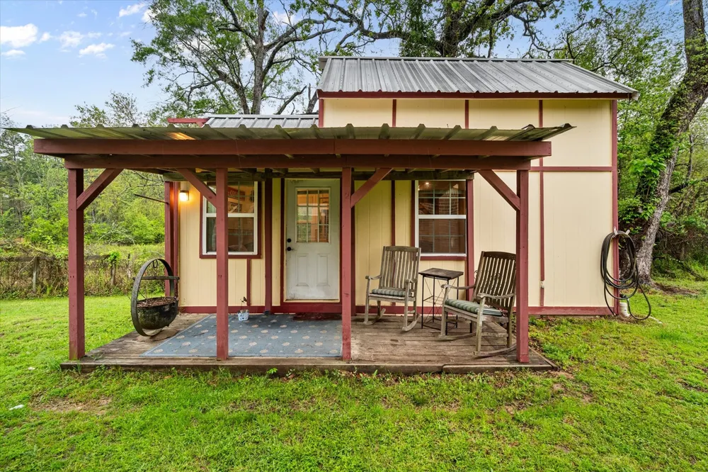 14036 Old Texaco Road Conroe, TX 77302