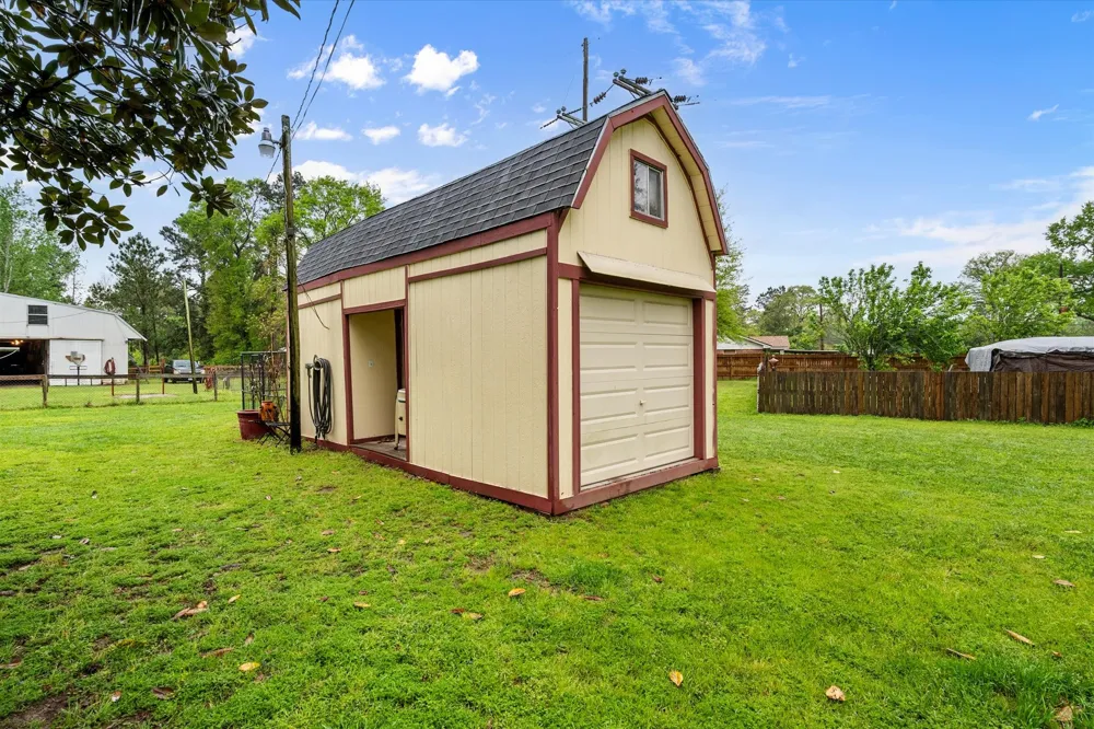 14036 Old Texaco Road Conroe, TX 77302