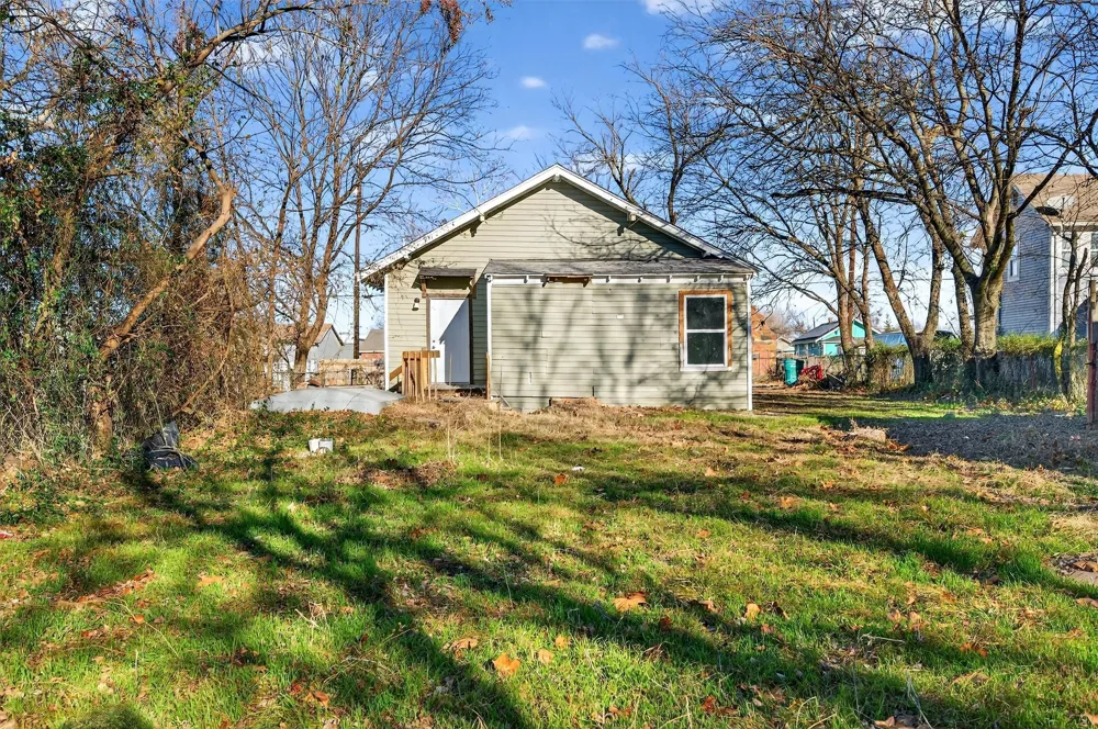 710 E Lamar Street Sherman, TX 75090