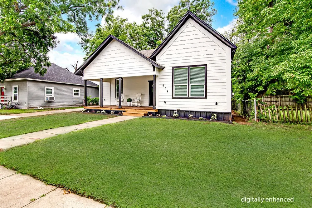 904 S Anglin Street Cleburne, TX 76031