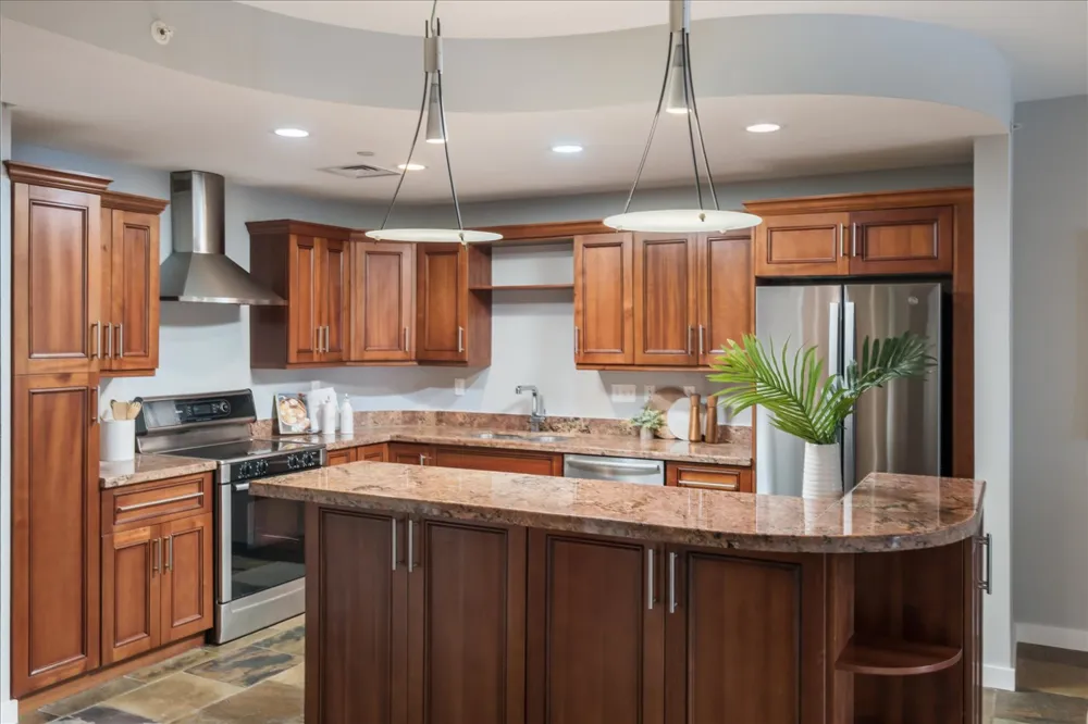 1812 West Avenue #207 Austin, TX 78701