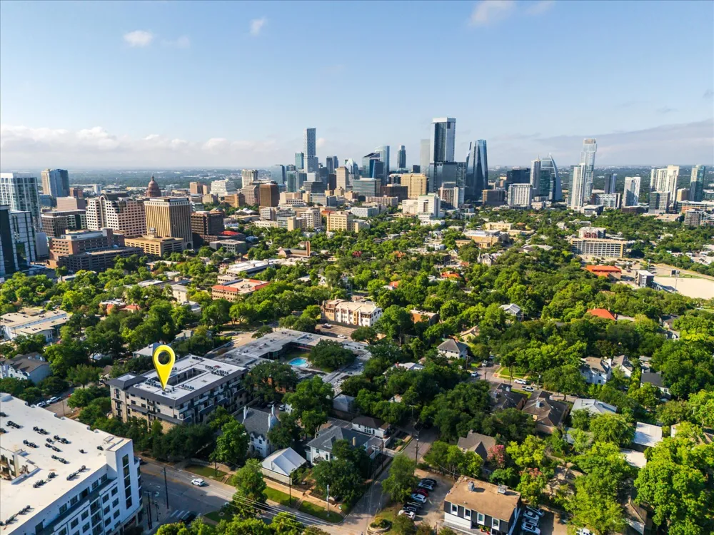 1812 West Avenue #207 Austin, TX 78701