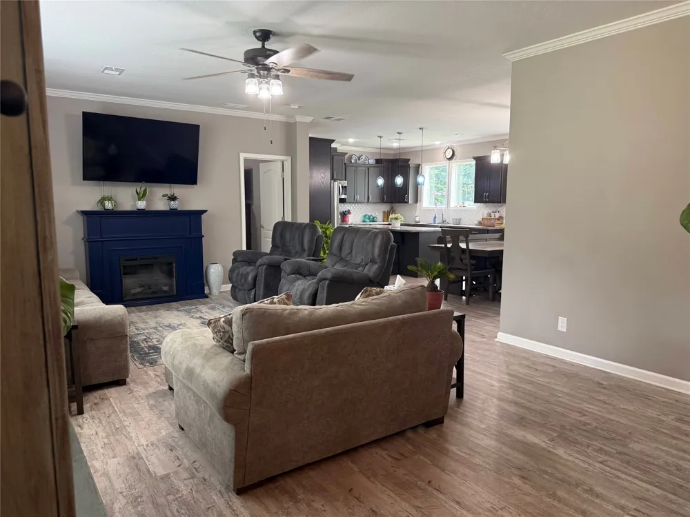 680 E 4th Street Rusk, TX 75785
