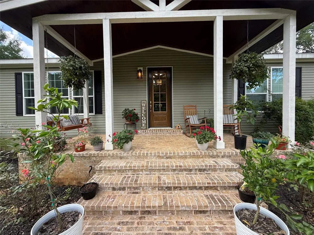 680 E 4th Street Rusk, TX 75785