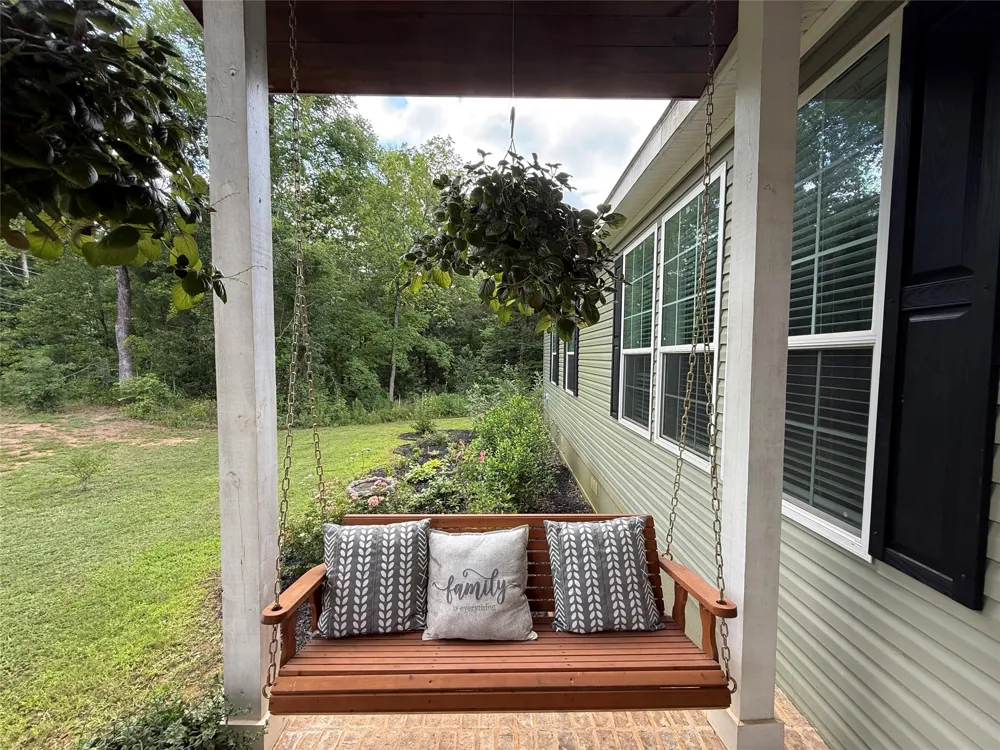 680 E 4th Street Rusk, TX 75785