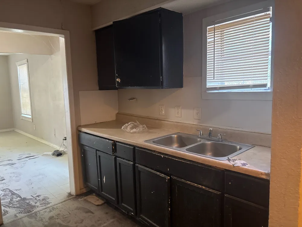 2934 Kirven Street Dallas, TX 75227