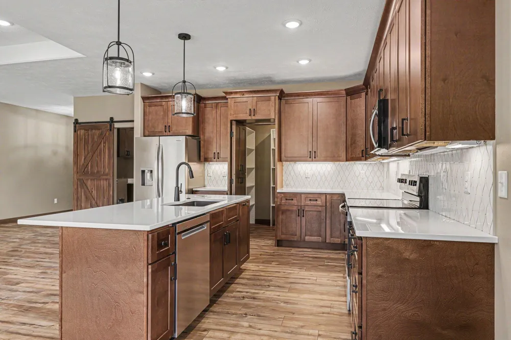 1507 Buffalo Ridge Drive Luverne, MN 56156
