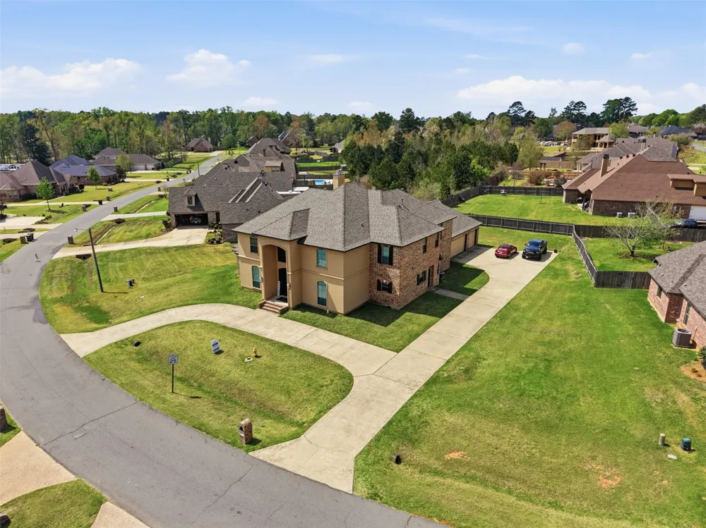 2115 Hollow Wood Way Haughton, LA 71037