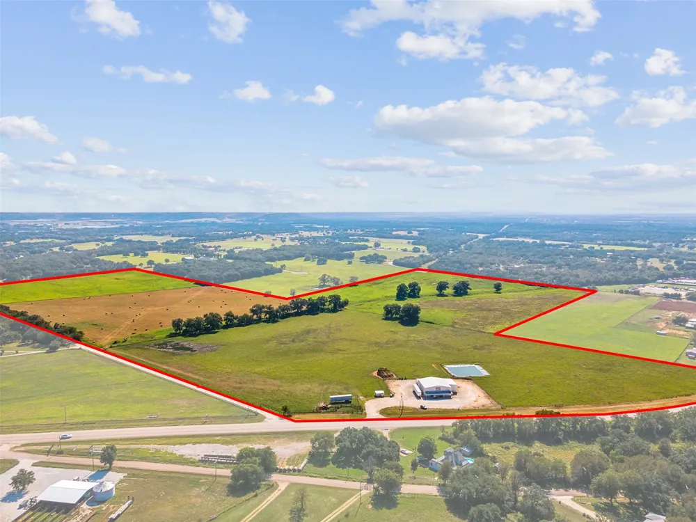 324 E Highway 6 Iredell, TX 76649