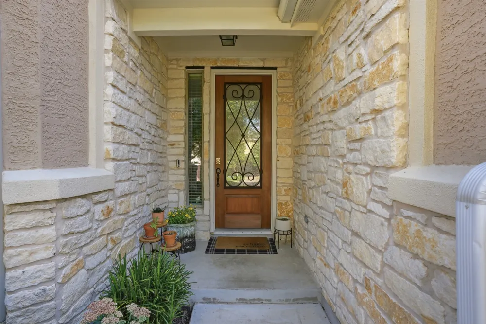 1937 Kempwood Loop Round Rock, TX 78665
