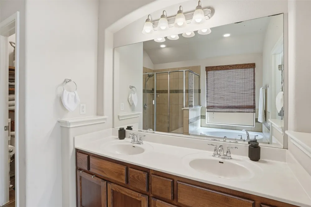 1937 Kempwood Loop Round Rock, TX 78665