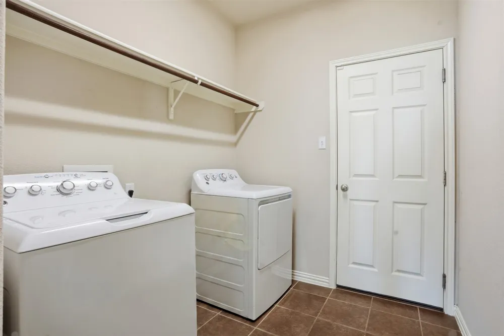 1937 Kempwood Loop Round Rock, TX 78665