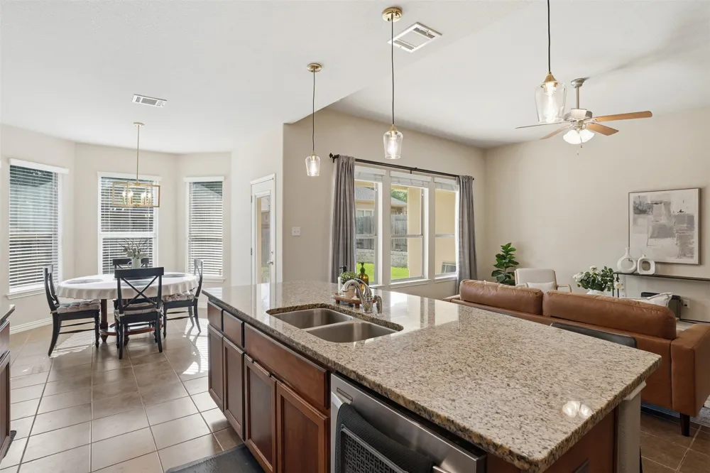 1937 Kempwood Loop Round Rock, TX 78665