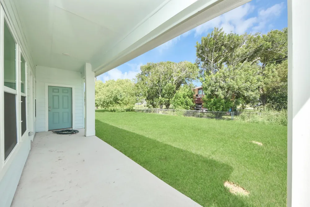 638 Stovall Drive Palacios, TX 77465
