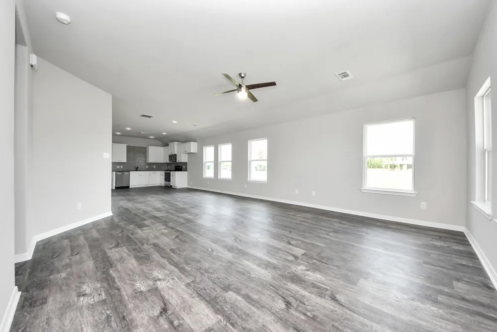 688 Swallow Drive Palacios, TX 77465