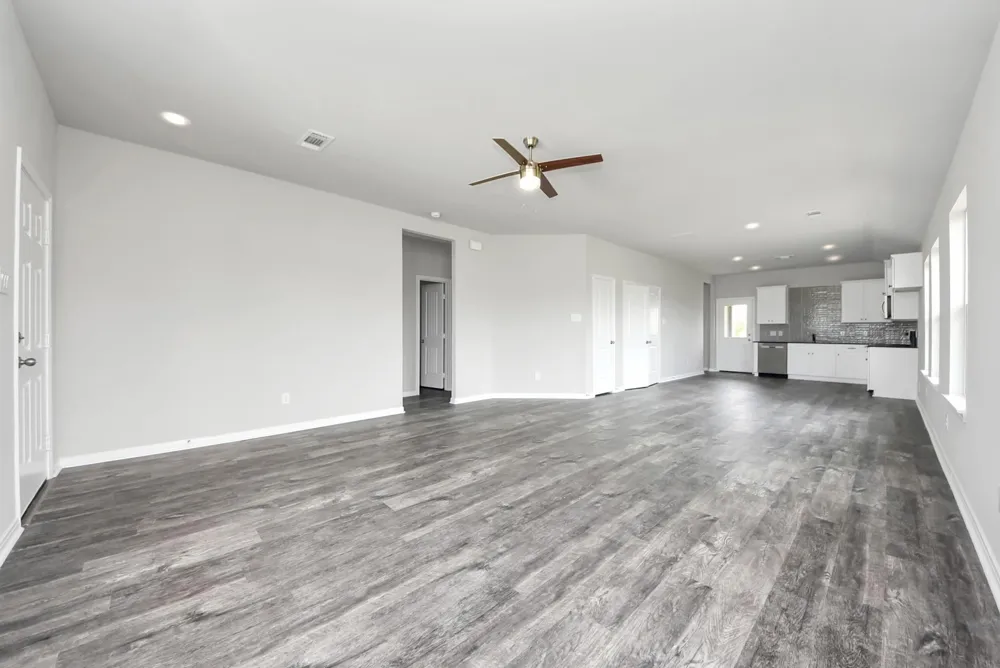 688 Swallow Drive Palacios, TX 77465