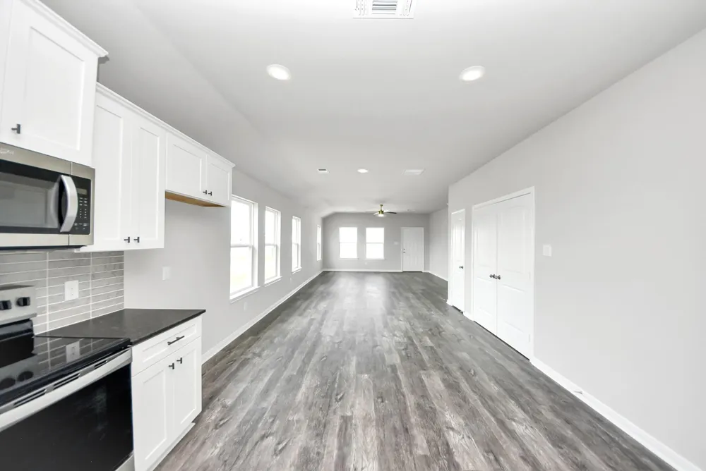 688 Swallow Drive Palacios, TX 77465