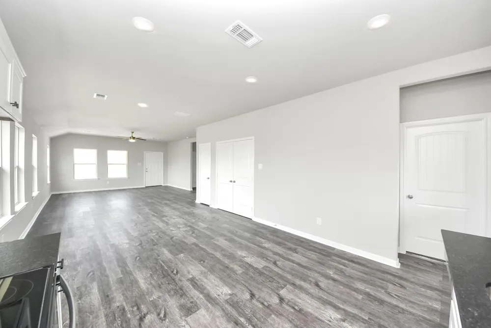 688 Swallow Drive Palacios, TX 77465