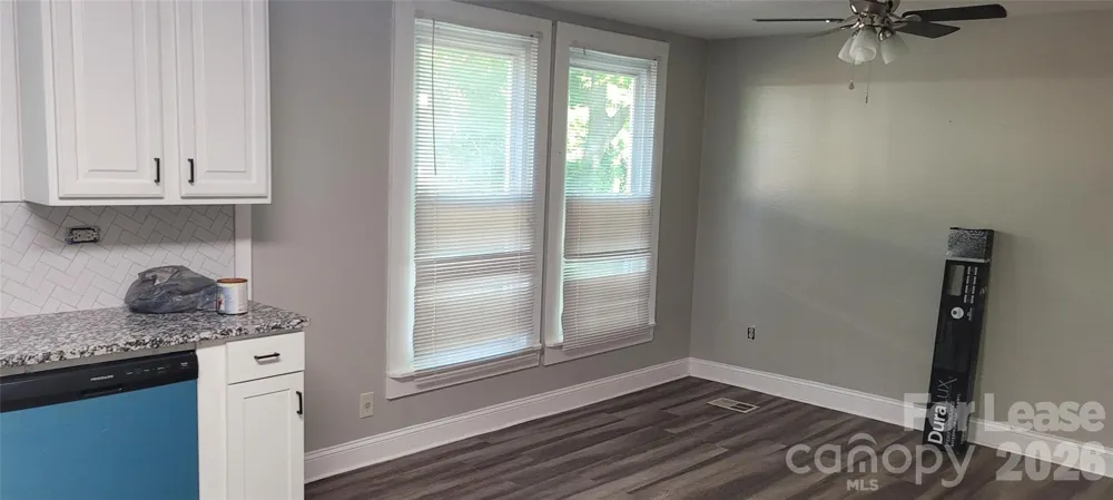 212 E Bell Street Statesville, NC 28677