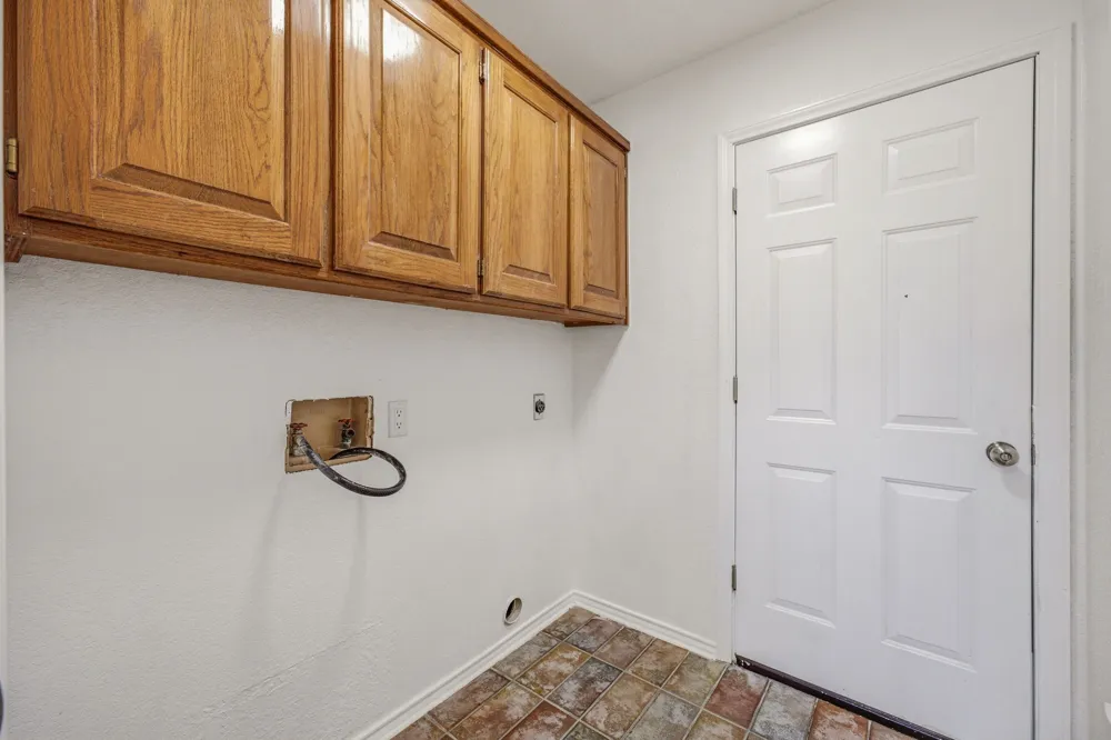5500 Friendship Road Tolar, TX 76476