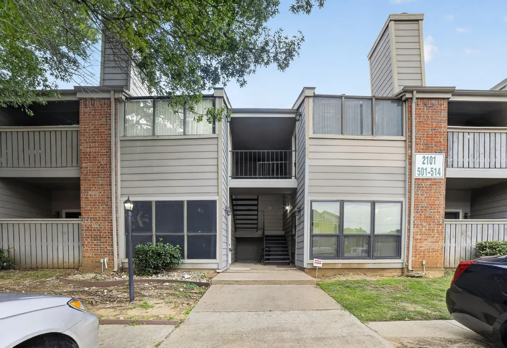 2101 Count Fleet Drive #511 Arlington, TX 76011