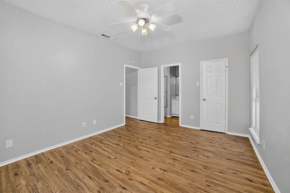 2101 Count Fleet Drive #511 Arlington, TX 76011