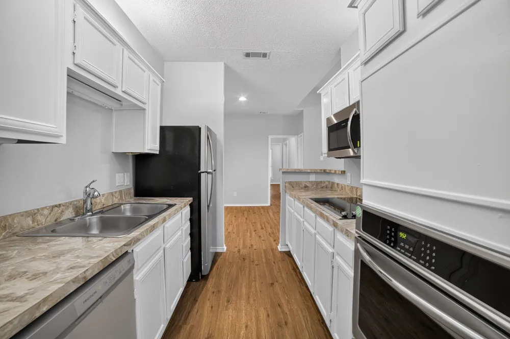 2101 Count Fleet Drive #511 Arlington, TX 76011