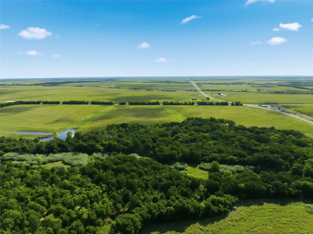 HCR 3204 Abbott, TX 76621