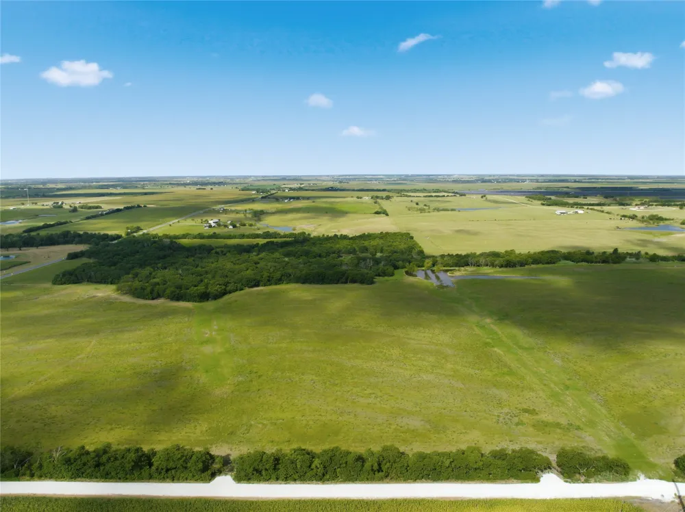 HCR 3204 Abbott, TX 76621