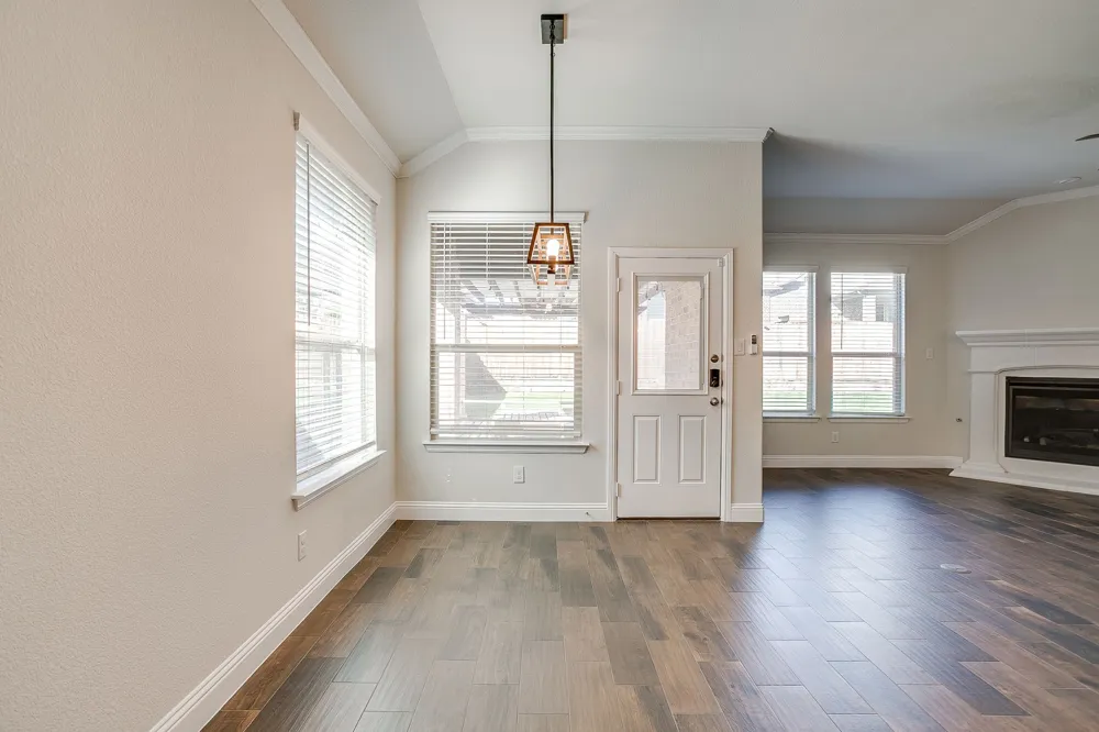 225 Palmerston Drive Aledo, TX 76008