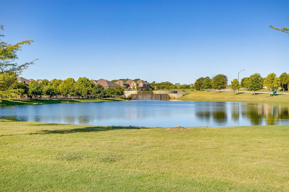 225 Palmerston Drive Aledo, TX 76008