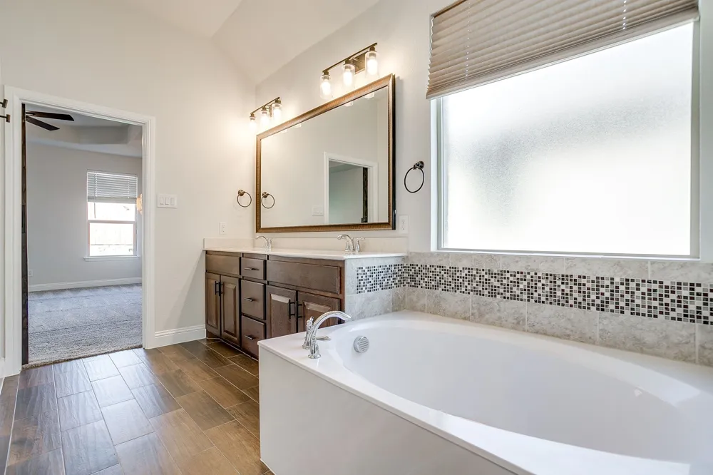 225 Palmerston Drive Aledo, TX 76008