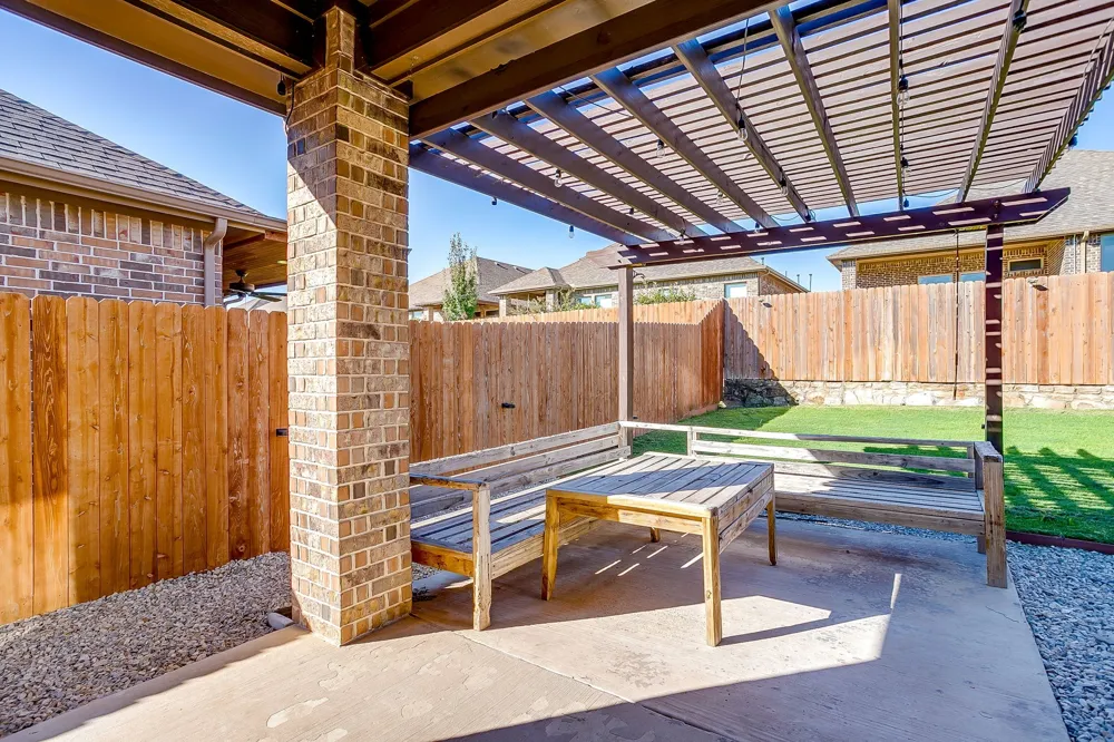 225 Palmerston Drive Aledo, TX 76008
