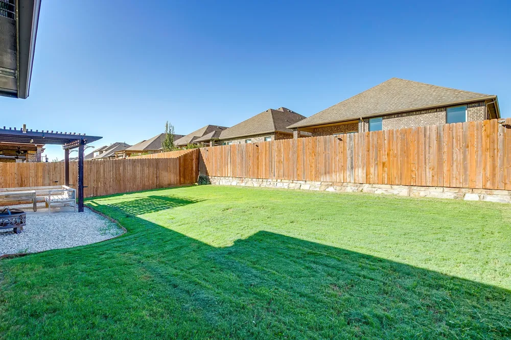 225 Palmerston Drive Aledo, TX 76008
