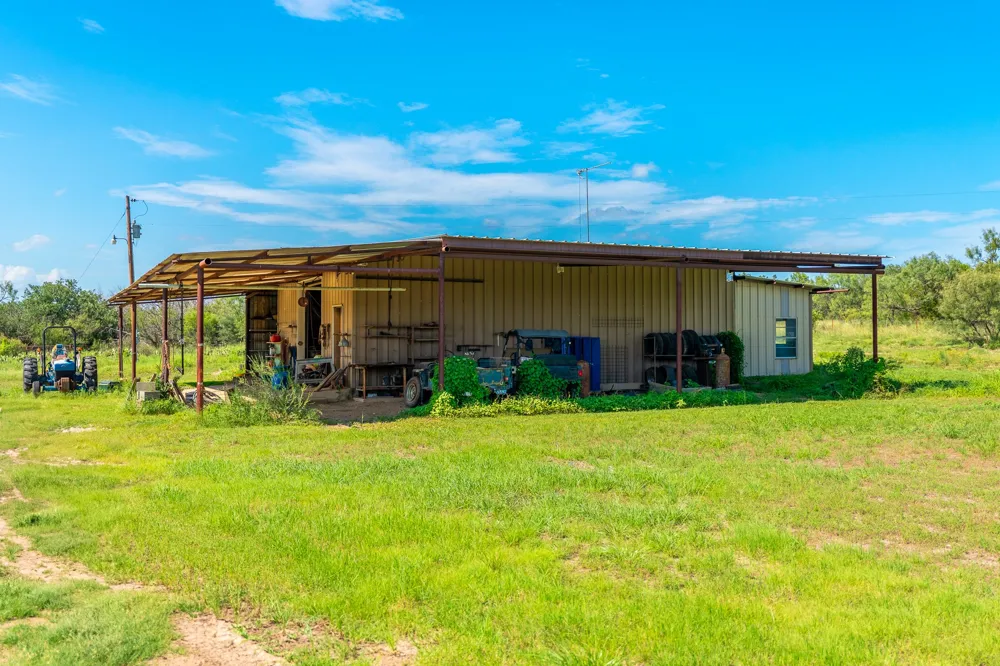 CR 224 No City, TX 76827