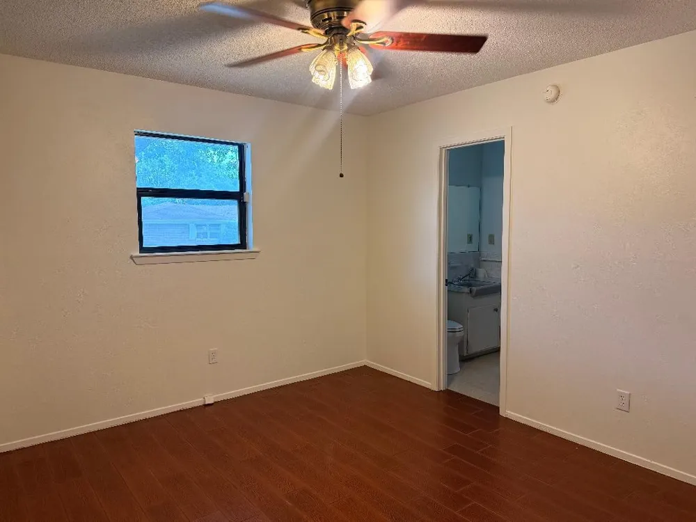 2900 SE 6th Street SE Mineral Wells, TX 76067